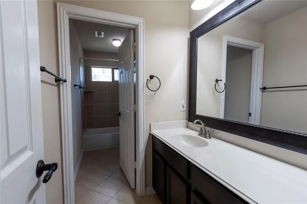 $3,500 | 2931 Bandera, Grand Prairie, TX 75054