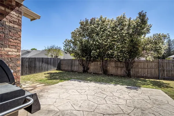 $3,500 | 2931 Bandera, Grand Prairie, TX 75054