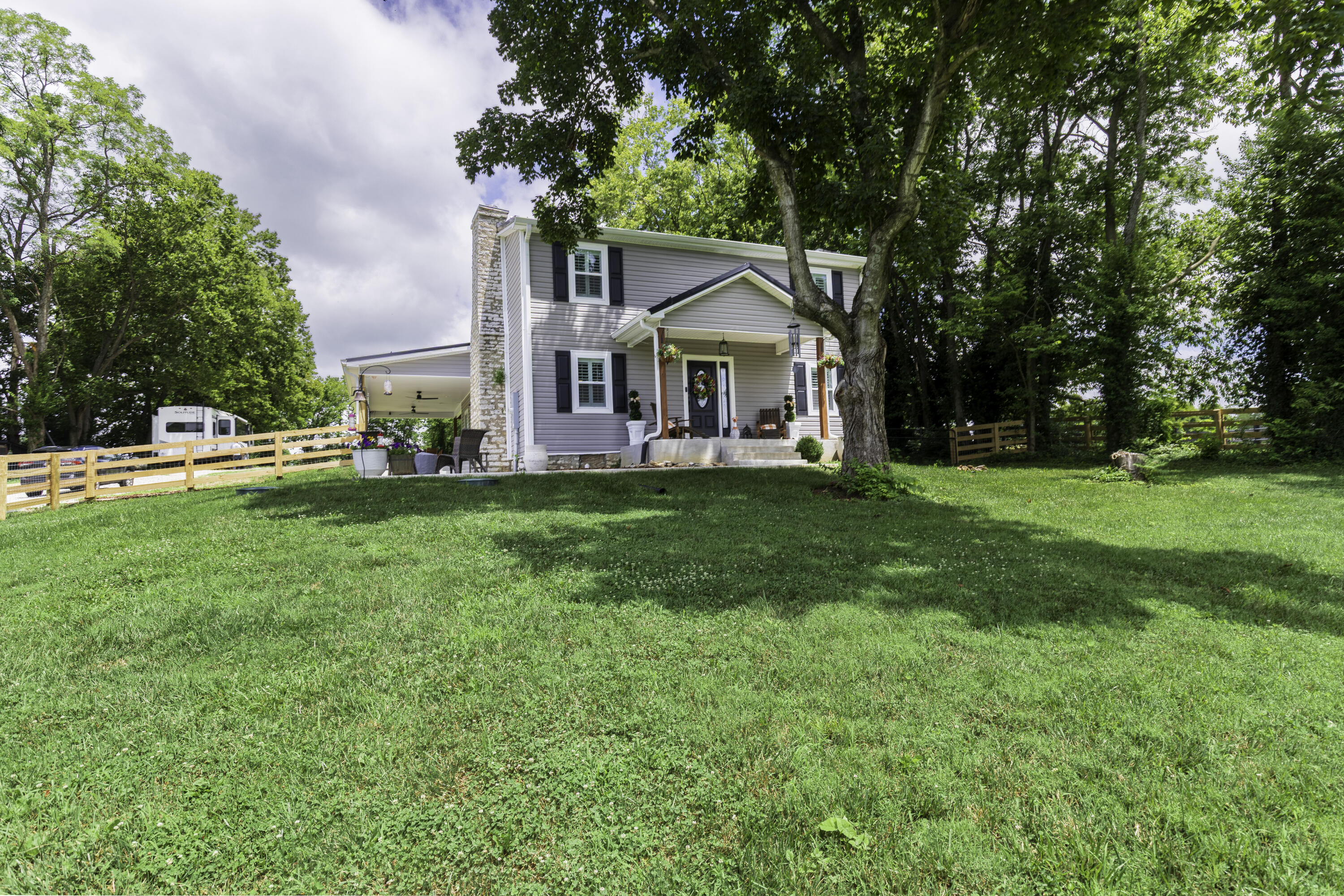 560 Delaney Ferry Road Versailles, KY 40383 - Photo 2 of 32 560 Delaney Ferry 22