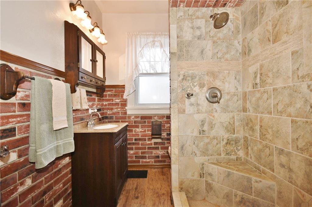 5609 Verona Road Verona, PA 15147 - Photo 13 of 24 Gallery Image 13