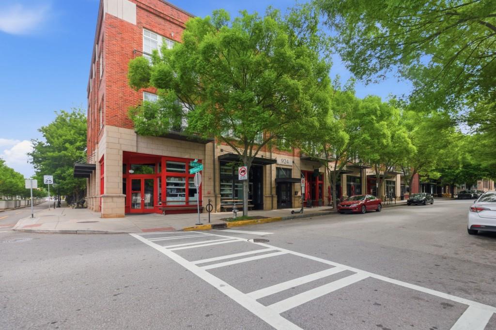 924 Garrett Street, Unit 208 Atlanta, GA 30316 - Photo 1 of 46