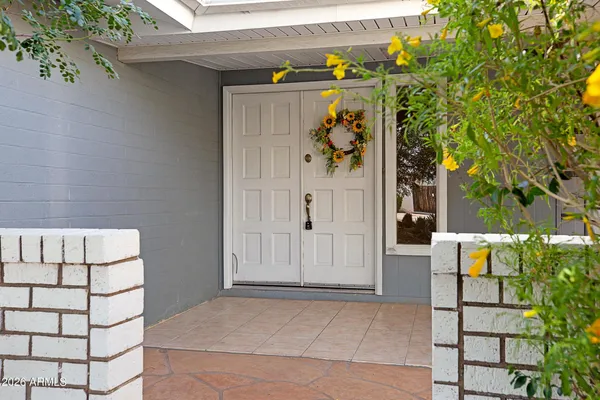 $4,300 | 1036 East Geneva Drive, Tempe, AZ 85282