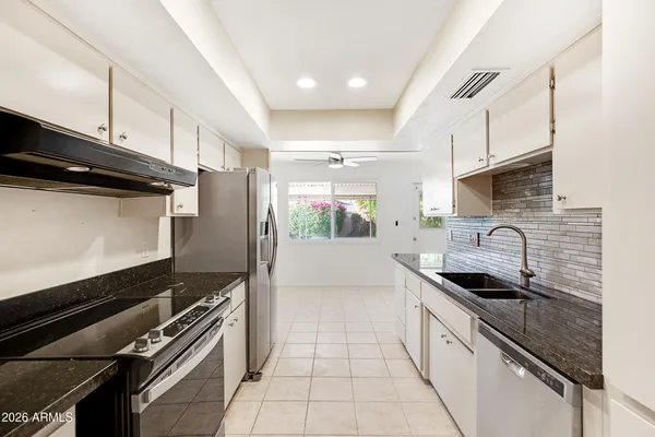 a close view of sink and tap