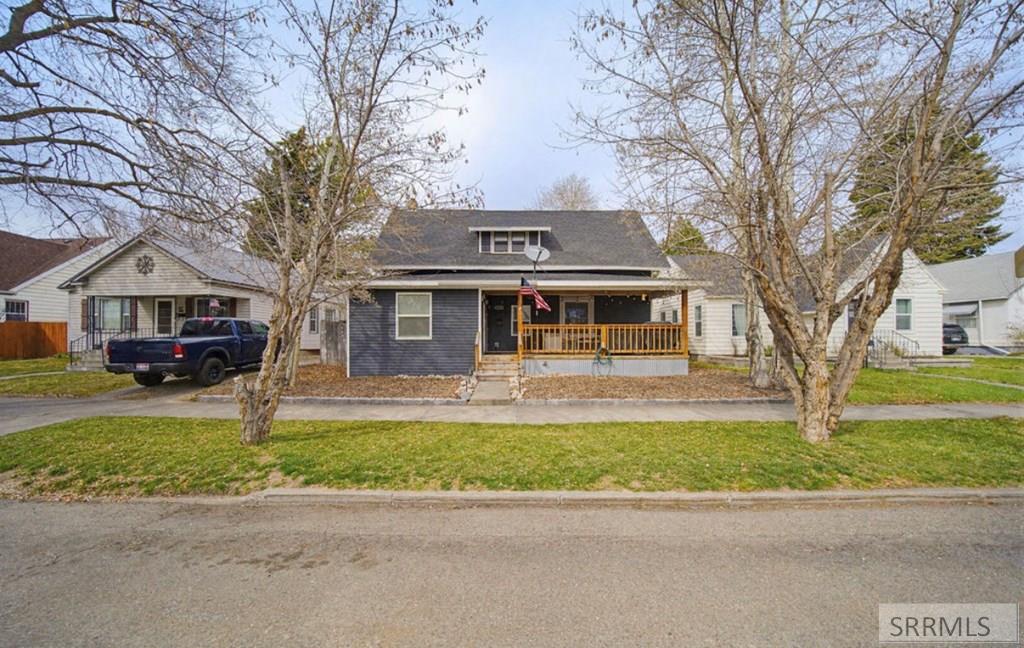 419 4th Street Idaho Falls, ID 83401 - Photo 3 of 61