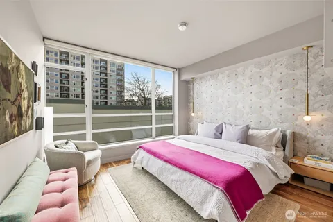 $975,000 | 2929 1st Avenue, Unit 519, Seattle, WA 98121