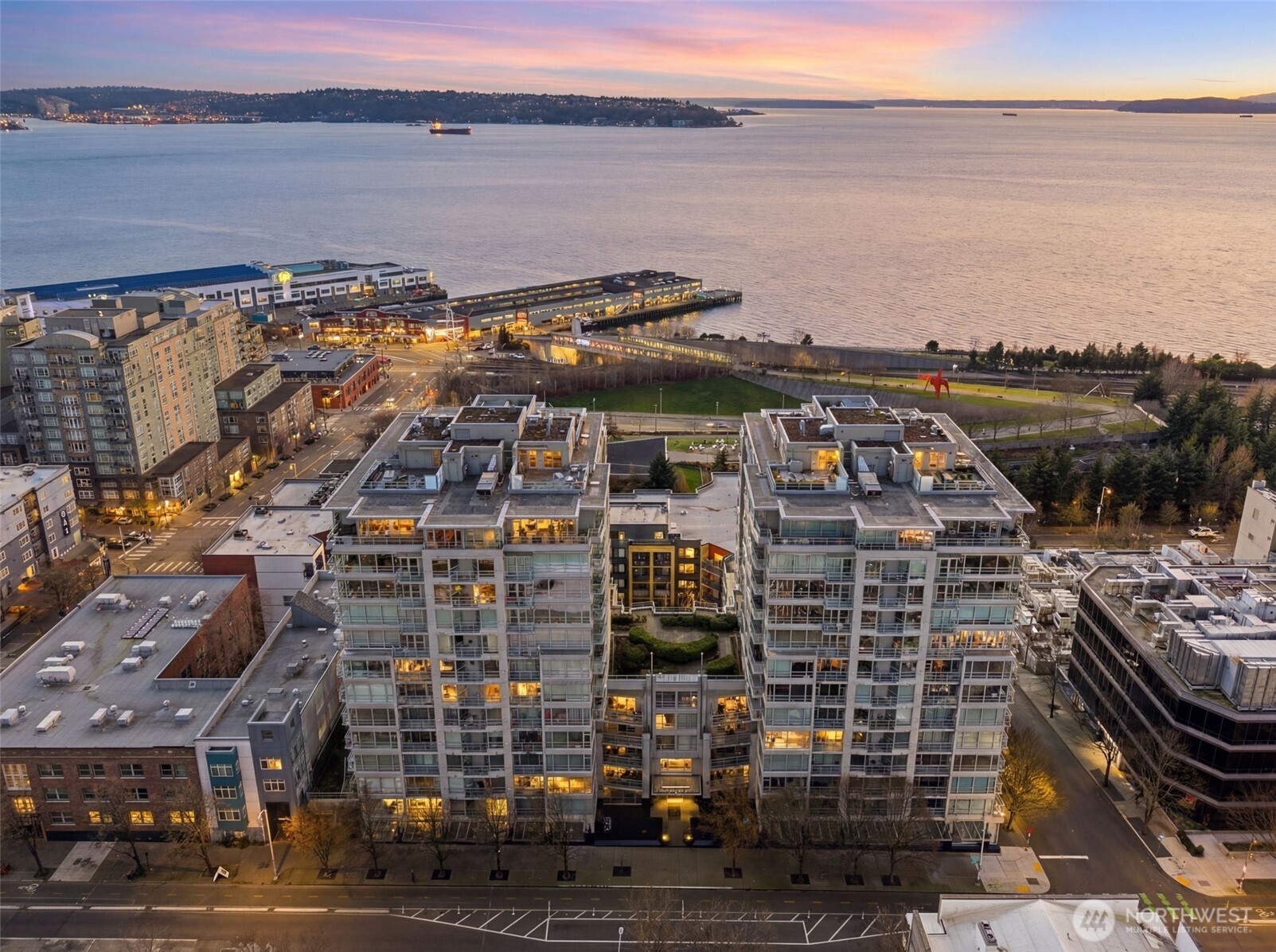 2929 1st Avenue, Unit 519 Seattle, WA 98121 - Photo 24 of 29