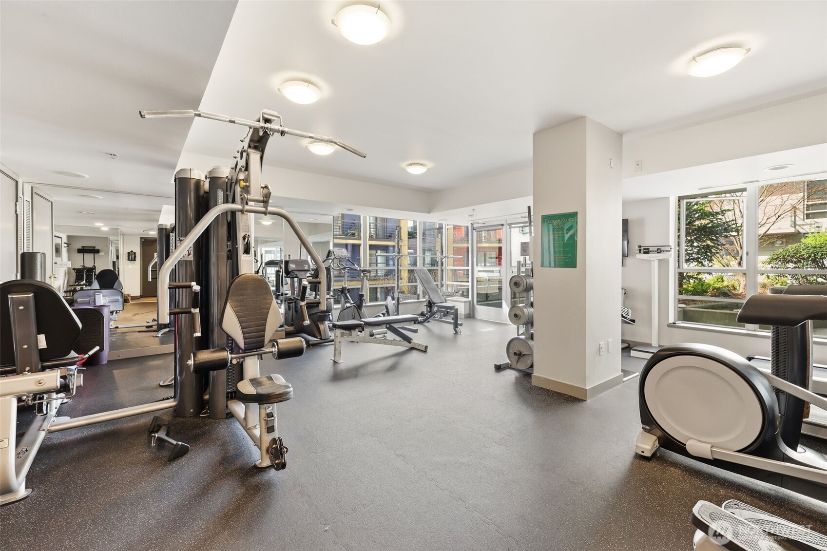 2929 1st Avenue, Unit 519 Seattle, WA 98121 - Photo 27 of 29