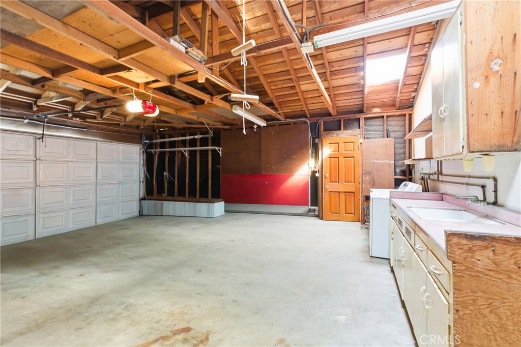 4720 Reeder Avenue Oxnard, CA 93033 - Photo 18 of 21