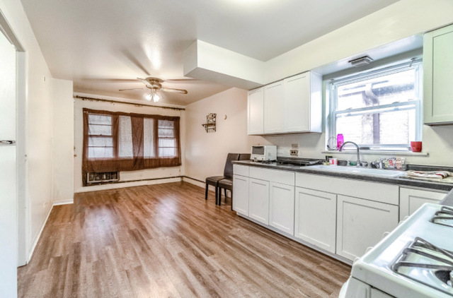14652 Spaulding Avenue Harvey, IL 60426 - Photo 2 of 15