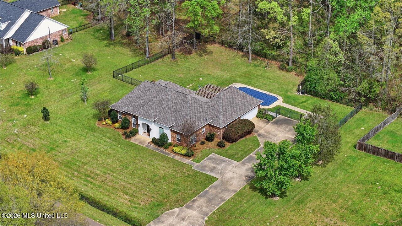 112 Magnolia Boulevard Florence, MS 39073 - Photo 2 of 41 54-112 Magnolia Springs Blvd _ Home Tour