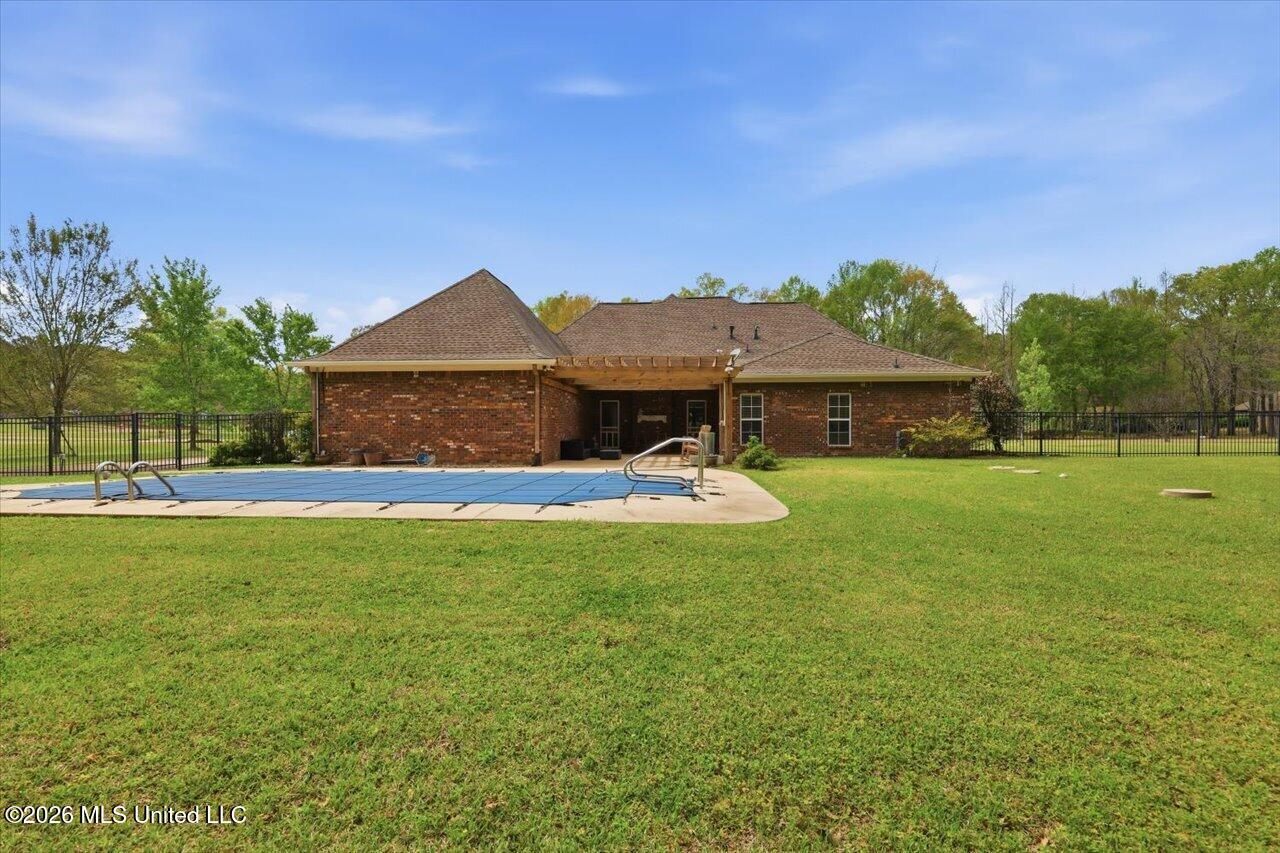 112 Magnolia Boulevard Florence, MS 39073 - Photo 29 of 41 39-112 Magnolia Springs Blvd _ Home Tour