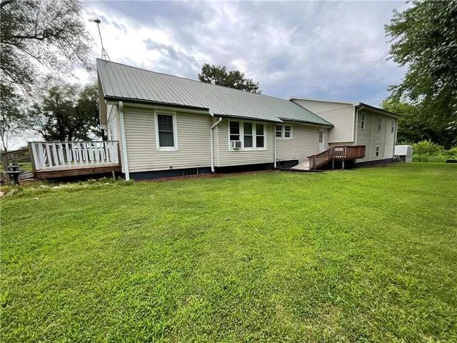 $160,500 | 18615 137th Street, Pattonsburg, MO 64670