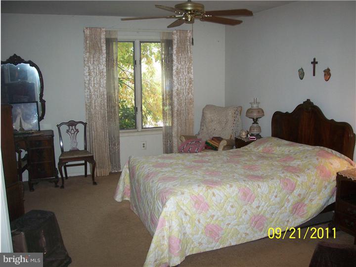 2512 Nashua Road Bensalem, PA 19020 - Photo 9 of 11 Bedroom - Main