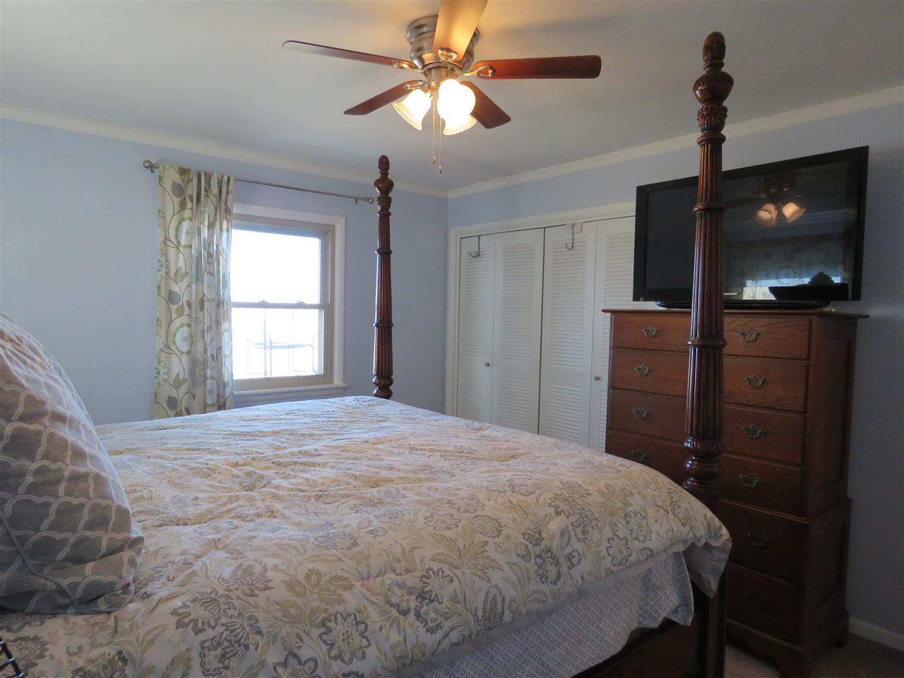 636 Holly Road Cadillac, MI 49601 - Photo 18 of 27 1885229-17.JPG