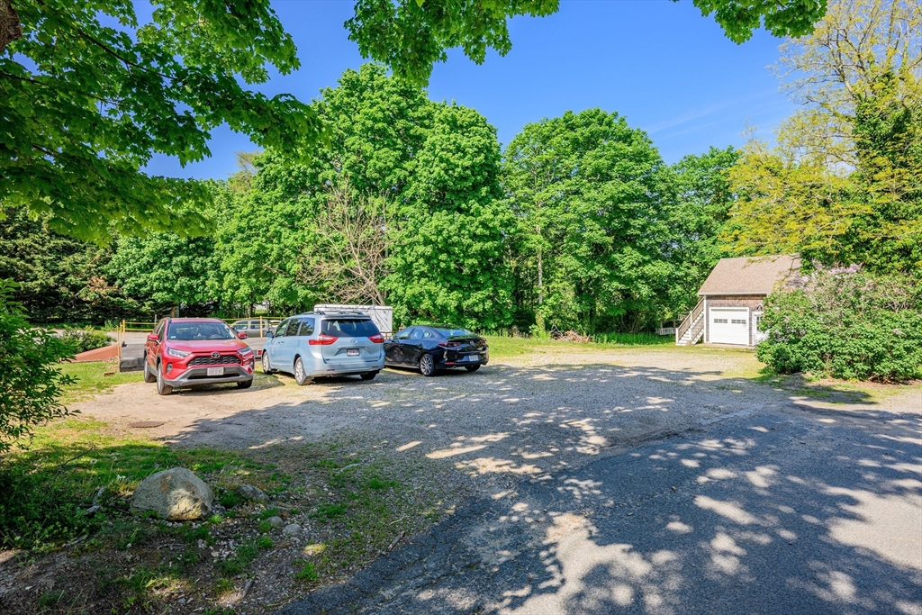 88 Route 6A Orleans, MA 02653 - Photo 14 of 27