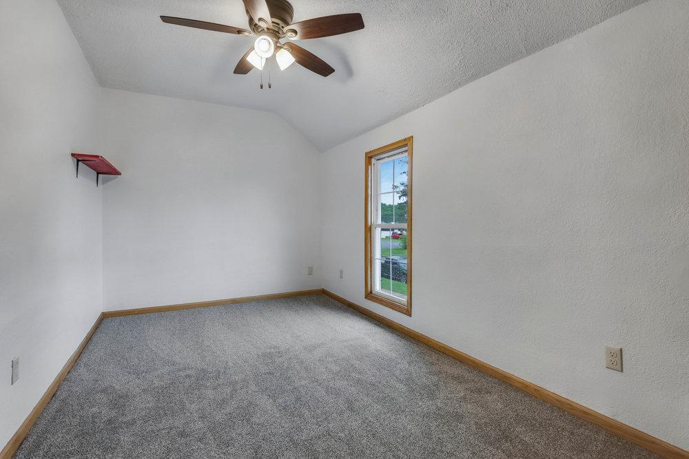 19 West Gates Street Rice Lake, WI 54868 - Photo 23 of 27