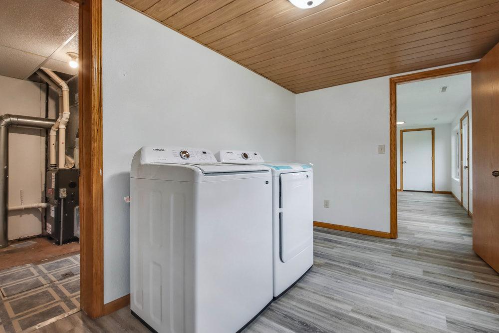 19 West Gates Street Rice Lake, WI 54868 - Photo 7 of 27