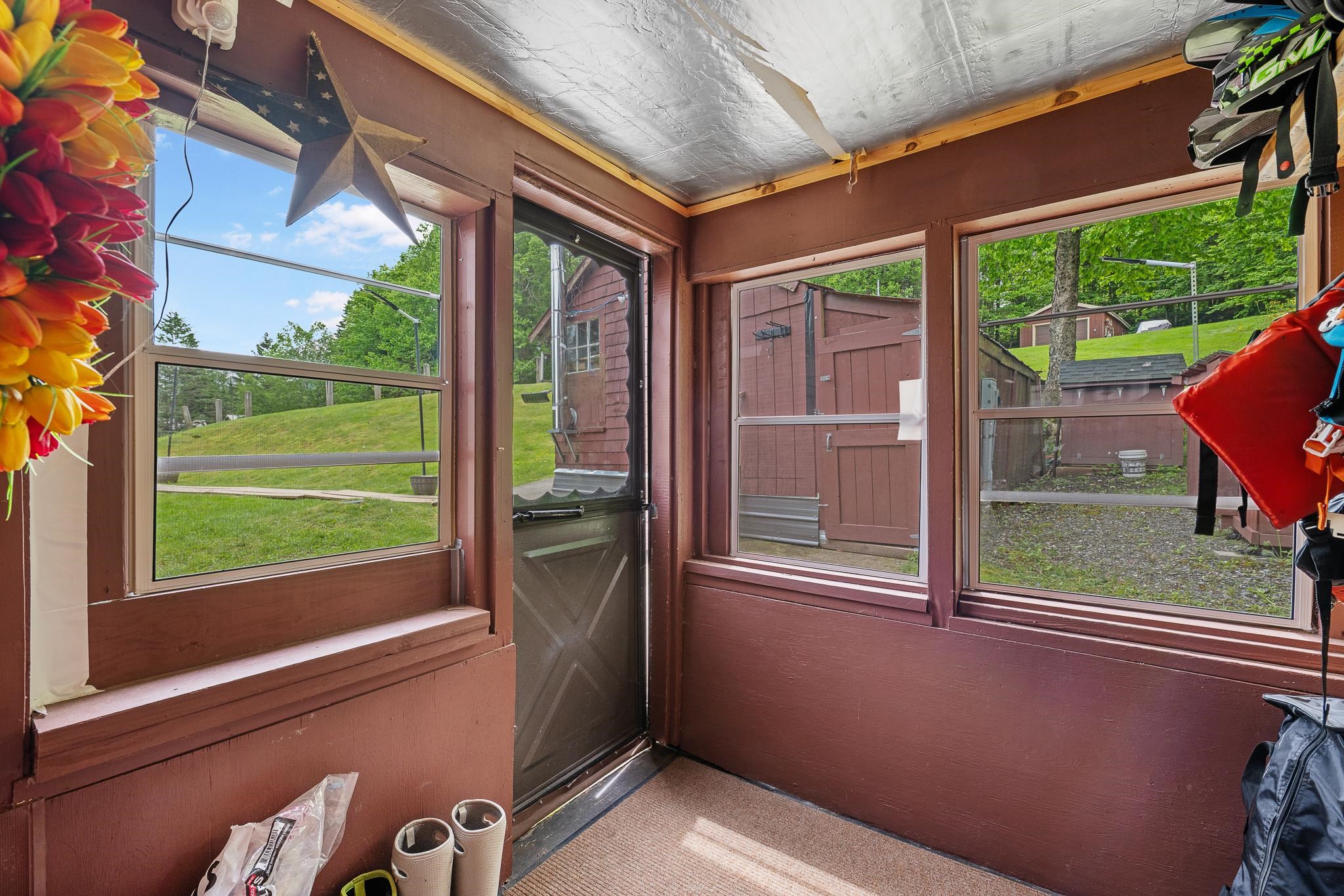 1437 Diamond Pond Road Stewartstown, NH 03576 - Photo 39 of 60