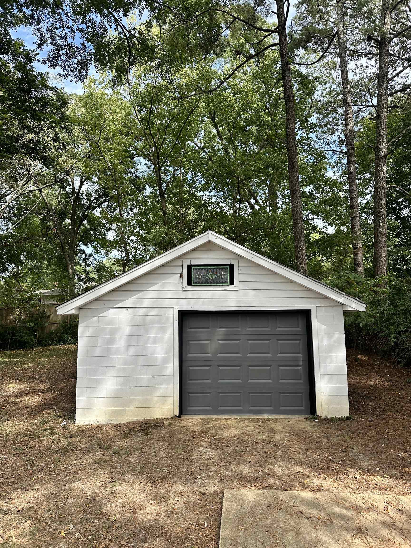 2820 Range Line Road Memphis, TN 38127 - Photo 26 of 35 a front view of house with yard