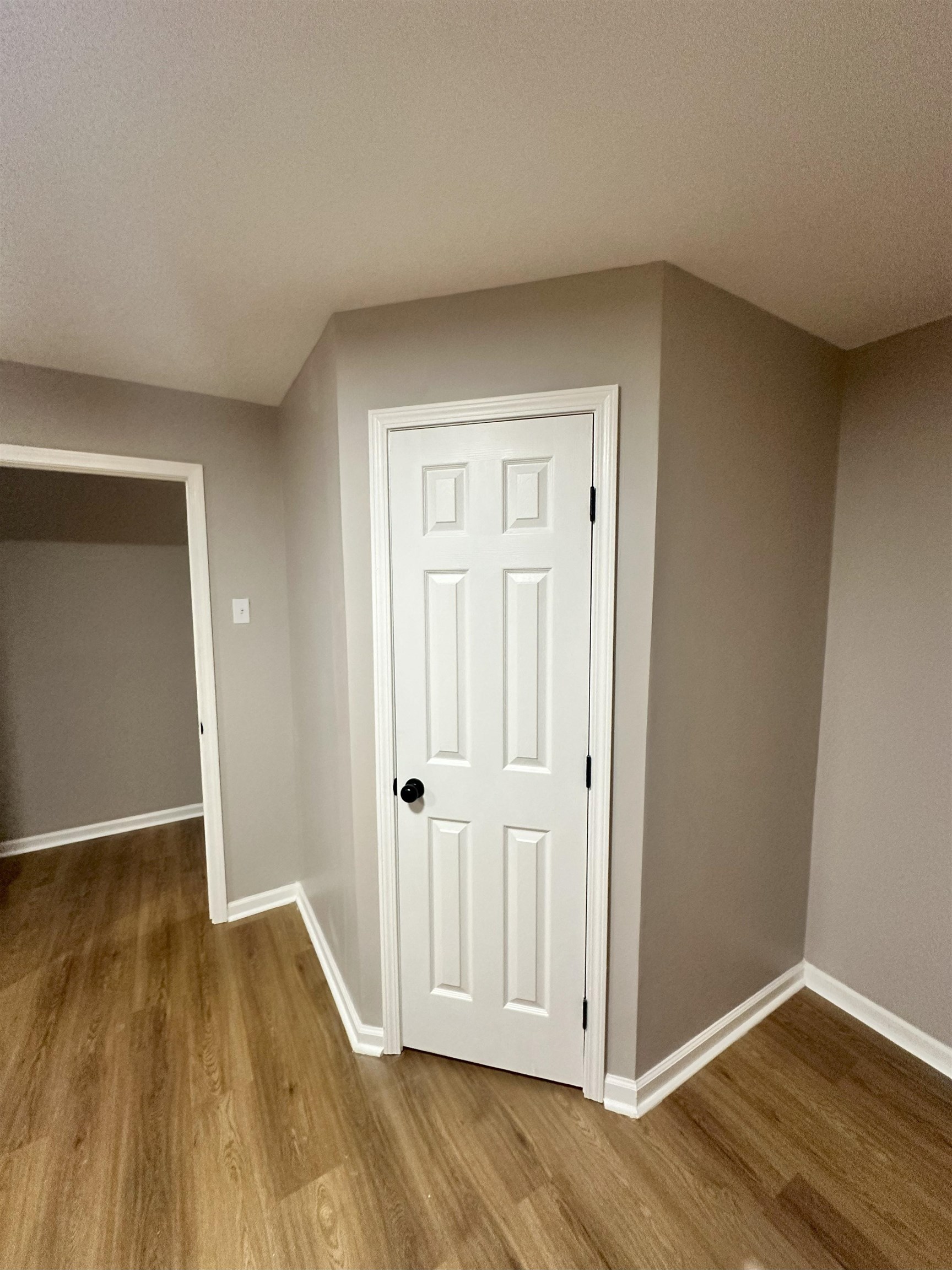 2820 Range Line Road Memphis, TN 38127 - Photo 27 of 35 a view of empty room with wooden floor