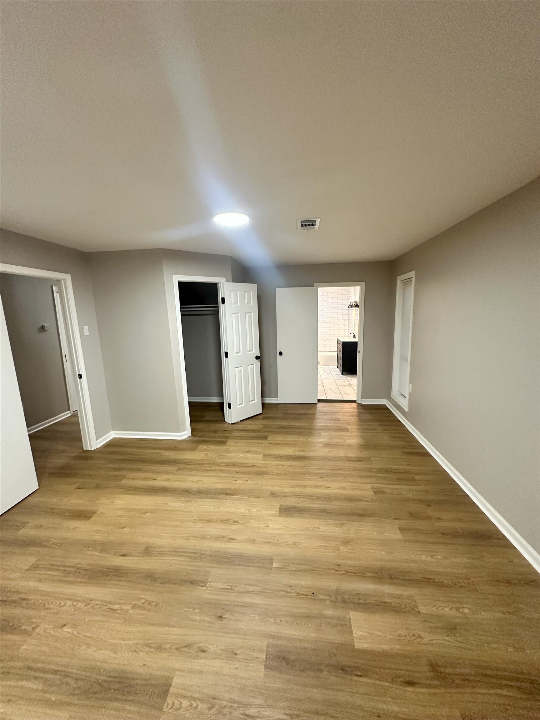 2820 Range Line Road Memphis, TN 38127 - Photo 28 of 35 a view of empty room with wooden floor