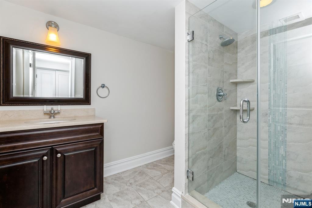 15 Woodland Road Cresskill, NJ 07626 - Photo 29 of 34