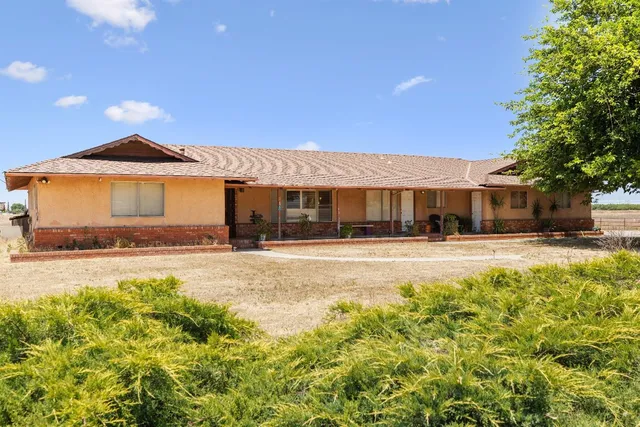 $1,980,000 | 307 Dianne Drive, Turlock, CA 95380