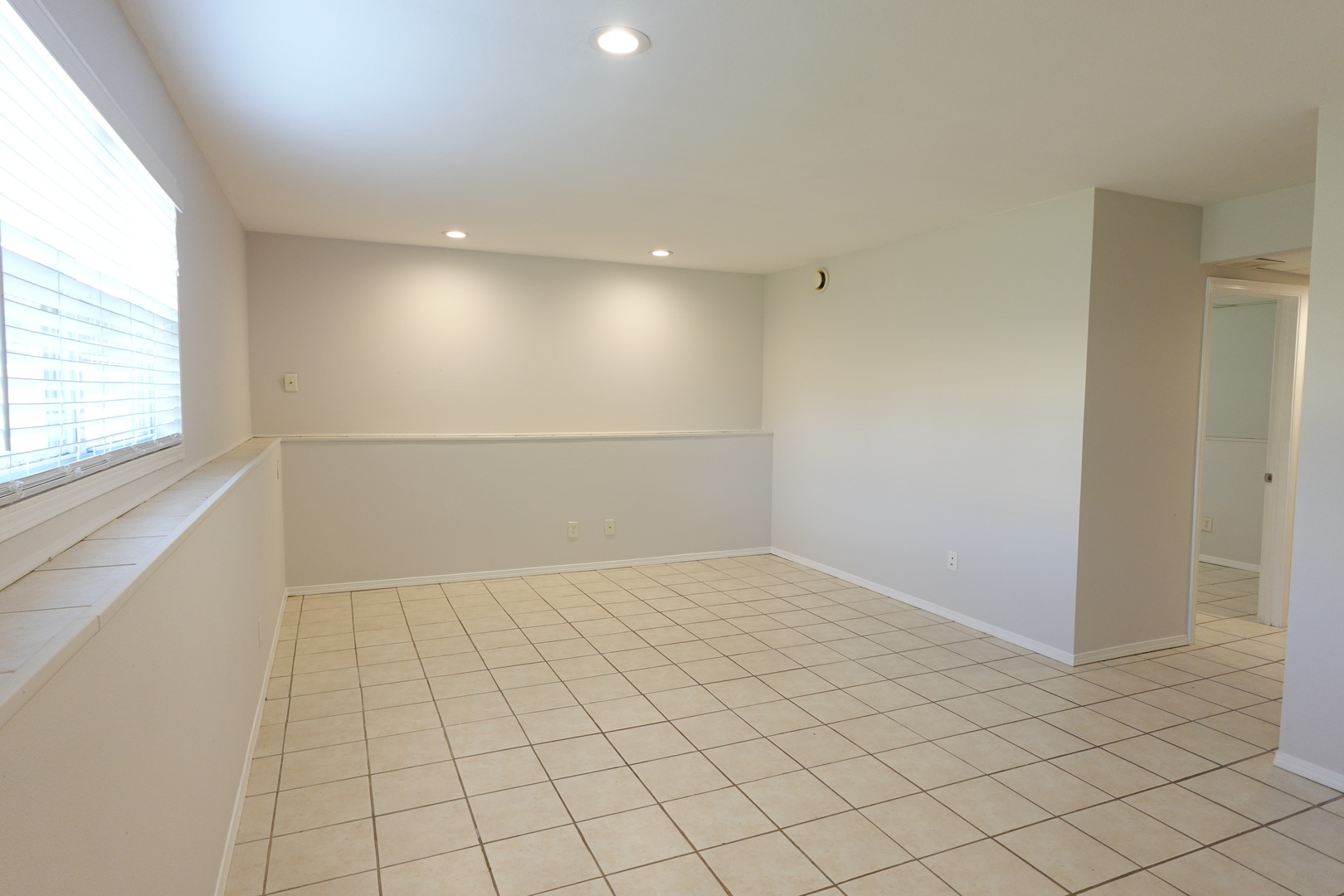 4002 Linden Road Rockford, IL 61109 - Photo 28 of 34 Gallery Image 28