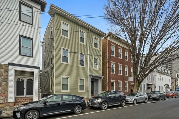 $3,000 | 13 Fulkerson Street, Unit 1, Cambridge, MA 02141