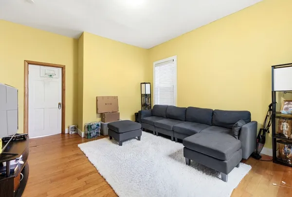 $3,000 | 13 Fulkerson Street, Unit 1, Cambridge, MA 02141