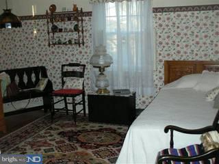 2740 Jenkintown Road Glenside, PA 19038 - Photo 5 of 6 Gallery Image 5