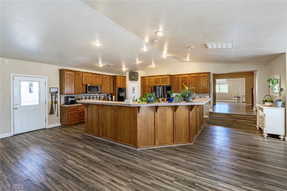 4841 Maple Road Pahrump, NV 89048 - Photo 13 of 28