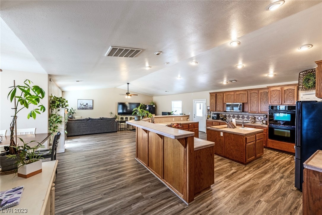 4841 Maple Road Pahrump, NV 89048 - Photo 9 of 28