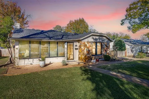 a house view with a garden space