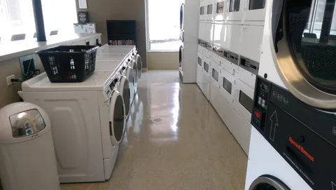 $214,900 | 512 North McClurg Court, Unit 2003, Chicago, IL 60611