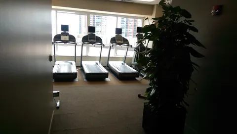 $214,900 | 512 North McClurg Court, Unit 2003, Chicago, IL 60611