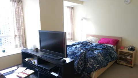 $214,900 | 512 North McClurg Court, Unit 2003, Chicago, IL 60611