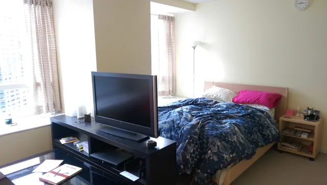 $214,900 | 512 North McClurg Court, Unit 2003, Chicago, IL 60611