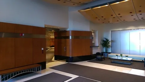 $214,900 | 512 North McClurg Court, Unit 2003, Chicago, IL 60611