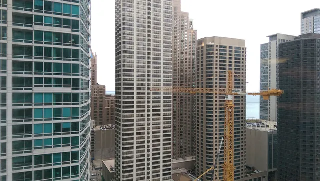 $214,900 | 512 North McClurg Court, Unit 2003, Chicago, IL 60611