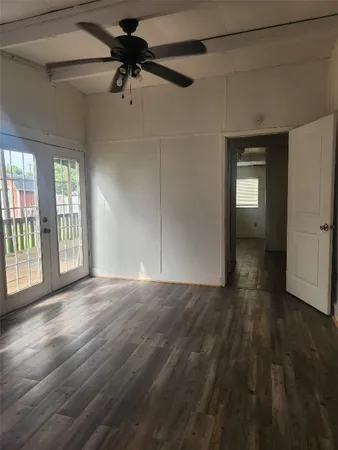 $975 | 4439 13th Street, Bacliff, TX 77518