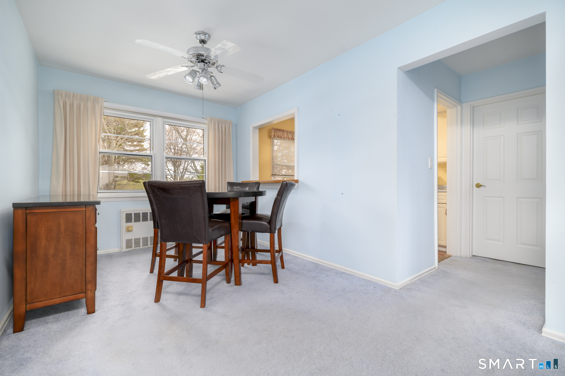 250 Glenbrook Road, Unit 38C Stamford, CT 06906 - Photo 2 of 23 Dining area with pass through to kitchen