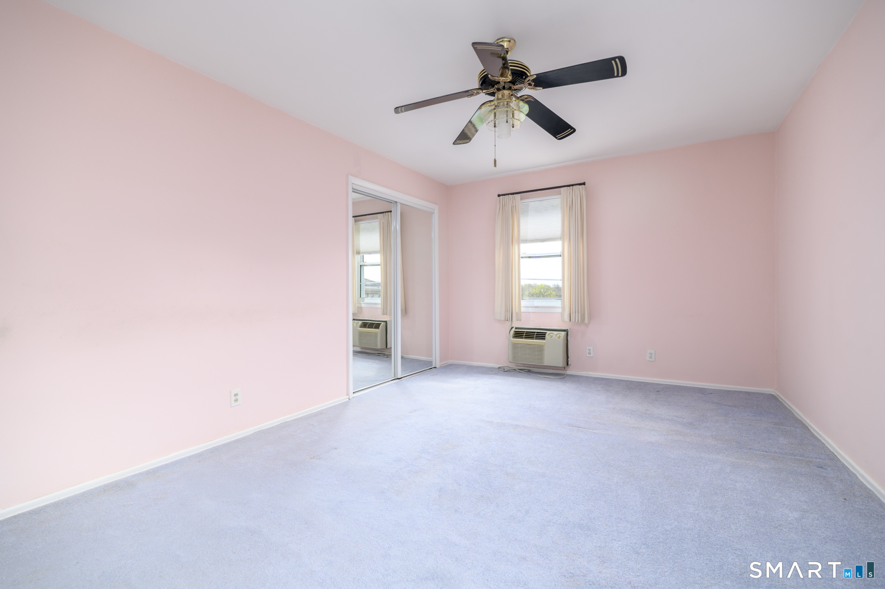 250 Glenbrook Road, Unit 38C Stamford, CT 06906 - Photo 9 of 23 Main bedroom