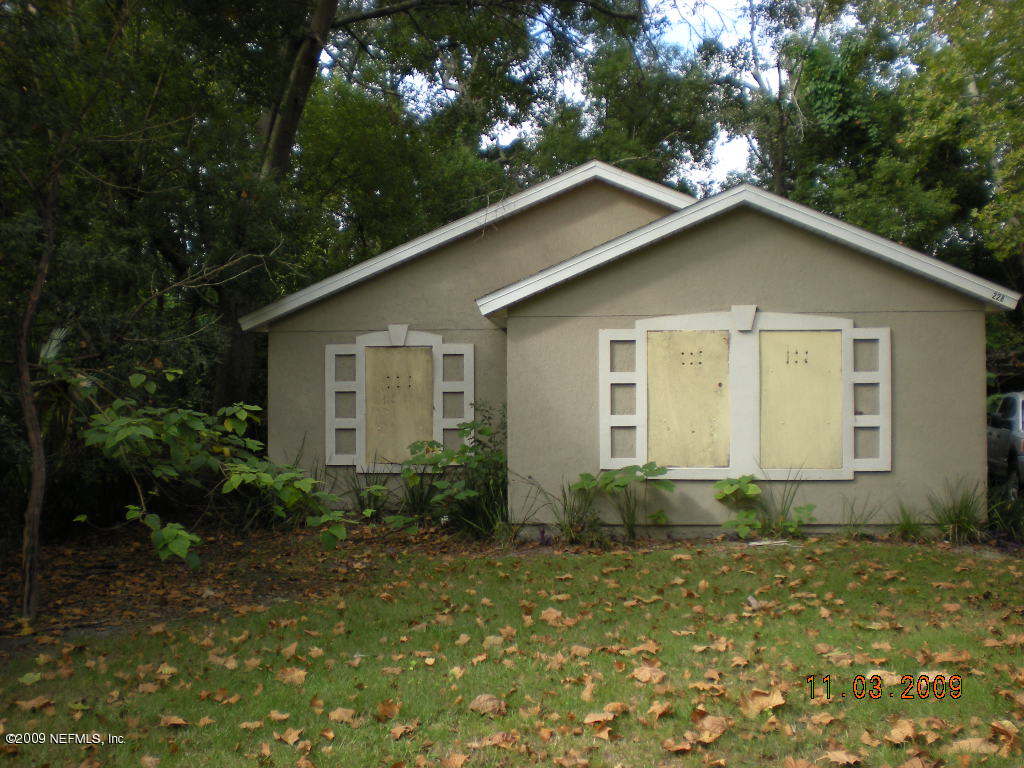 228 Spring Street Jacksonville, FL 32254 - Photo 1 of 1 a house with a outdoor space