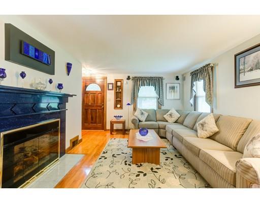 59 Sherwood Road Springfield, MA 01119 - Photo 5 of 40