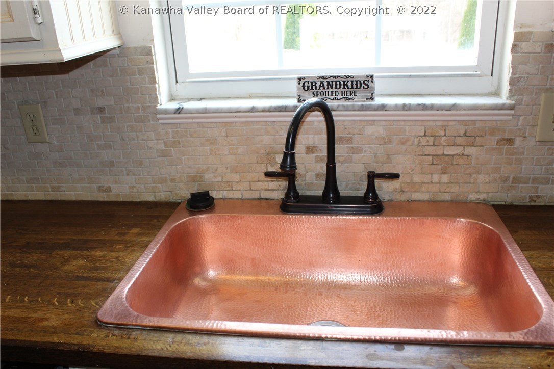 111 Jericho Road Winfield, WV 25213 - Photo 8 of 30 Gallery Image 8
