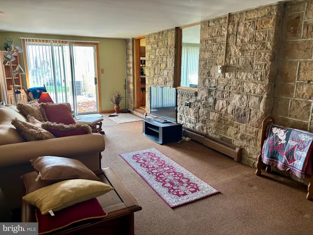 $270,000 | 160 Washington Street, Frostburg, MD 21532