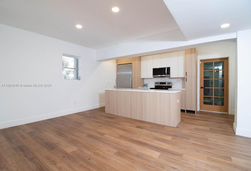 1255 Jackson Street Hollywood, FL 33019 - Photo 28 of 72