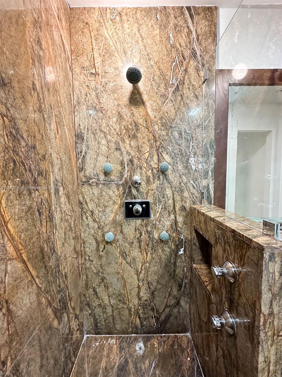 1255 Jackson Street Hollywood, FL 33019 - Photo 65 of 72