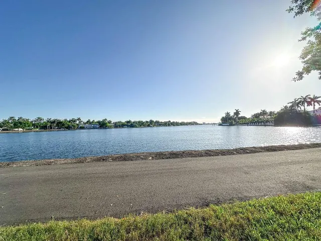 $1,370,000 | 1255 Jackson Street, Hollywood, FL 33019